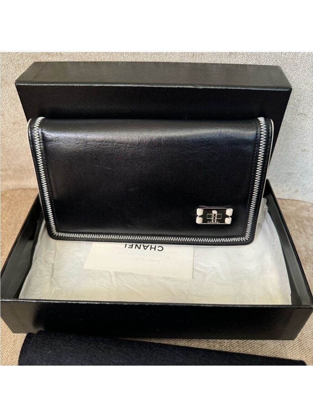 CHANEL - Mademoiselle Yen Lambskin Wallet - EUC FULL INCLUSION